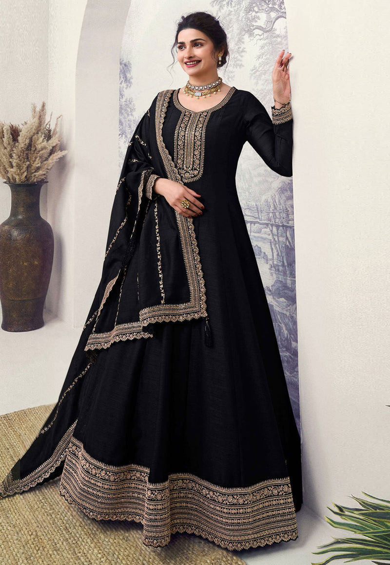 Exclusive Bridal Gown with Rich Heavy Work and Elegant Ethnic Design for Women