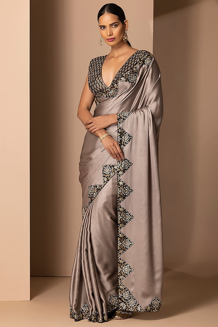 Opulent Wedding Saree with Rich Silk Work and Heavy Detailing for Women