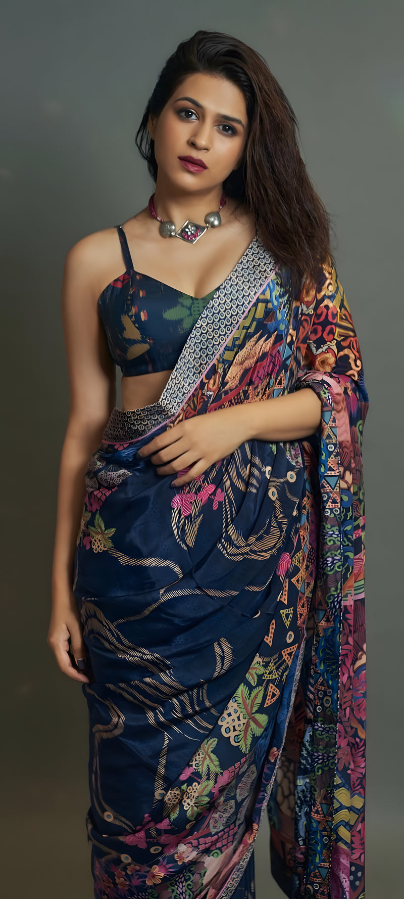 Subtle and Elegant Floral Printed Saree for Day Wear For Women