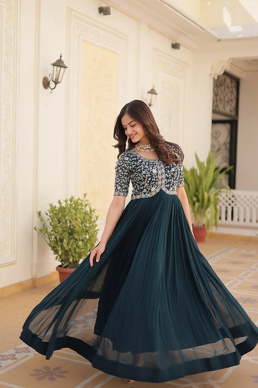 Timeless Ethnic Heavy Gown with Classic Craftsmanship For Women