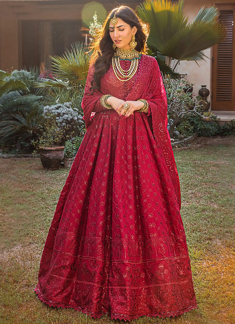 Chic Ethnic Heavy Gown with Exquisite Embroidery – Perfect for High-End Occasions For Women