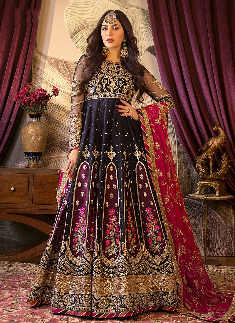 Elegant Ethnic Heavy Gown with Rich Embroidery – Ideal for Special Events & Festivals For Women