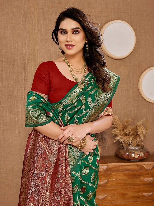 Charming Banarasi Pure Soft Silk Green Color Saree SY 5584